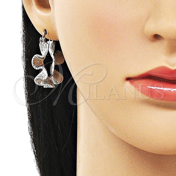 White Gold Filled Hoop Earrings — Medium Hoop Twist Design Diamond Cutting 02. — alternate product view — SKU 158787 | Oro Laminado Blanco aretes de aro — Medium Hoop Twist diseño Diamond Cutting 02. — SKU 158787