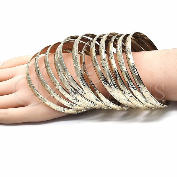 Gold Plated Jewelry — Dozen Bangle Diamond Cutting 03.08. 06 MM Thickness — alternate product view — SKU 159440 | Chapa de Oro joyería — Dozen Bangle Diamond Cutting 03.08. 06 MM Thickness — SKU 159440
