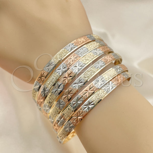 Gold Plated Jewelry — Dozen Bangle Diamond Cutting Tricolor 03.08. 06 MM — alternate product view — SKU 159450 | Chapa de Oro joyería — Dozen Bangle Diamond Cutting Tricolor 03.08. 06 MM — SKU 159450