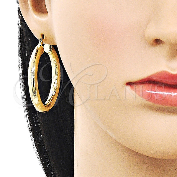 Gold Filled Hoop Earrings — Medium Hoop Hollow Design Diamond Cutting 02. — alternate product view — SKU 160069 | Oro Laminado aretes de aro — Medium Hoop Hollow diseño Diamond Cutting 02. — SKU 160069