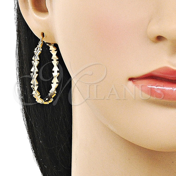Gold Filled Hoop Earrings — Medium Hoop Diamond Cutting 02. — alternate product view — SKU 160428 | Oro Laminado aretes de aro — Medium Hoop Diamond Cutting 02. — SKU 160428