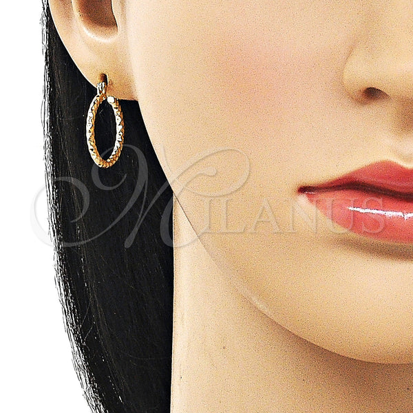 Gold Filled Hoop Earrings — Small Hoop Diamond Cutting 02. — alternate product view — SKU 161891 | Oro Laminado aretes de aro — aro pequeño Diamond Cutting 02. — SKU 161891
