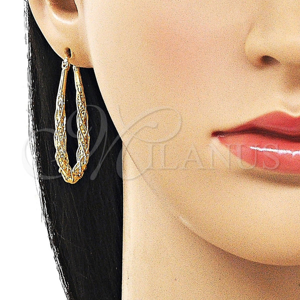 Gold Filled Hoop Earrings — Medium Hoop Polished 02. — alternate product view — SKU 162116 | Oro Laminado aretes de aro — Medium Hoop pulido 02. — SKU 162116