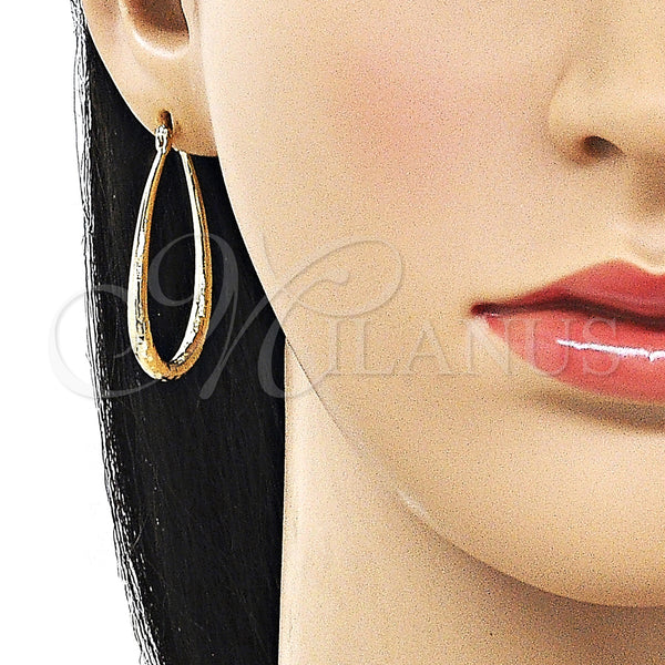 Gold Filled Hoop Earrings — Medium Hoop Hollow Design Diamond Cutting 02. — alternate product view — SKU 162175 | Oro Laminado aretes de aro — Medium Hoop Hollow diseño Diamond Cutting 02. — SKU 162175
