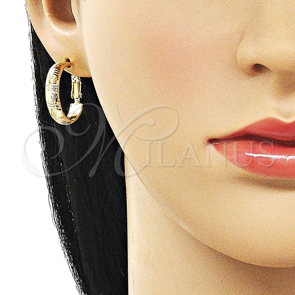 Gold Filled Hoop Earrings — Small Hoop Diamond Cutting 02. — alternate product view — SKU 162651 | Oro Laminado aretes de aro — aro pequeño Diamond Cutting 02. — SKU 162651