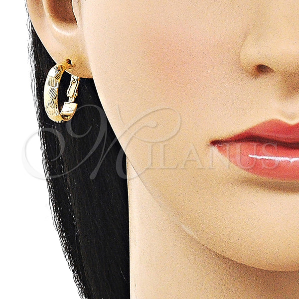 Gold Filled Hoop Earrings — Small Hoop Diamond Cutting 02. — alternate product view — SKU 162652 | Oro Laminado aretes de aro — aro pequeño Diamond Cutting 02. — SKU 162652