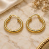 Oro Laminado Small Hoop, Gold Filled Style Hollow Design, Diamond Cutting Finish, Golden Finish, 02.213.0883.25