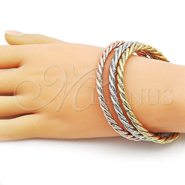 Gold Filled Jewelry — Trio Bangle Twist Design Diamond Cutting Tricolor 07. — alternate product view — SKU 162737 | Oro Laminado joyería — Trio Bangle Twist diseño Diamond Cutting Tricolor 07. — SKU 162737