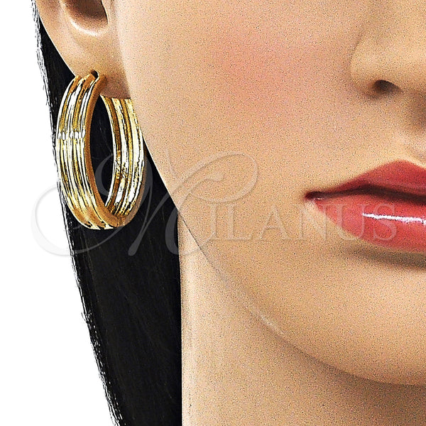 Gold Filled Hoop Earrings — Huggie Hoop Polished 02. — alternate product view — SKU 162864 | Oro Laminado aretes de aro — Huggie Hoop pulido 02. — SKU 162864