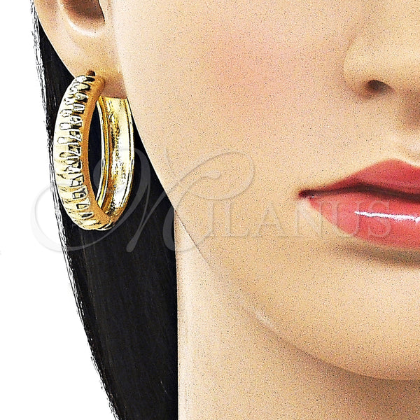 Gold Filled Hoop Earrings — Huggie Hoop Polished 02. — alternate product view — SKU 162869 | Oro Laminado aretes de aro — Huggie Hoop pulido 02. — SKU 162869