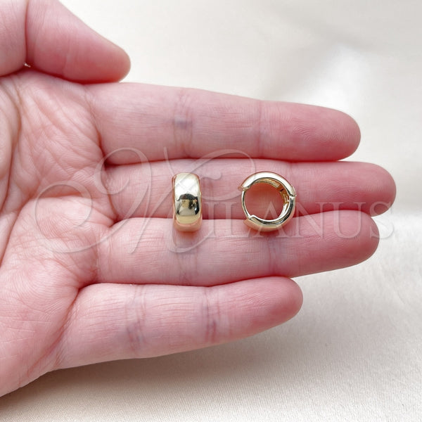 Gold Filled Hoop Earrings — Huggie Hoop Polished 02. — alternate product view — SKU 163766 | Oro Laminado aretes de aro — Huggie Hoop pulido 02. — SKU 163766
