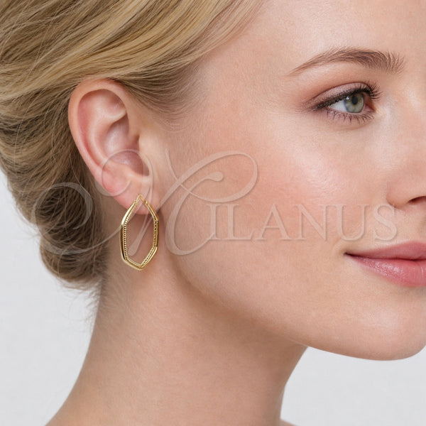 Gold Filled Hoop Earrings — Medium Hoop Diamond Cutting 02. — alternate product view — SKU 165318 | Oro Laminado aretes de aro — Medium Hoop Diamond Cutting 02. — SKU 165318
