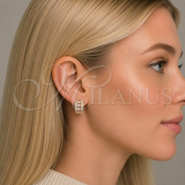 Oro Laminado Huggie Hoop, Gold Filled Style Cluster Design, with White Cubic Zirconia, Polished, Golden Finish, 02.267.0076.15