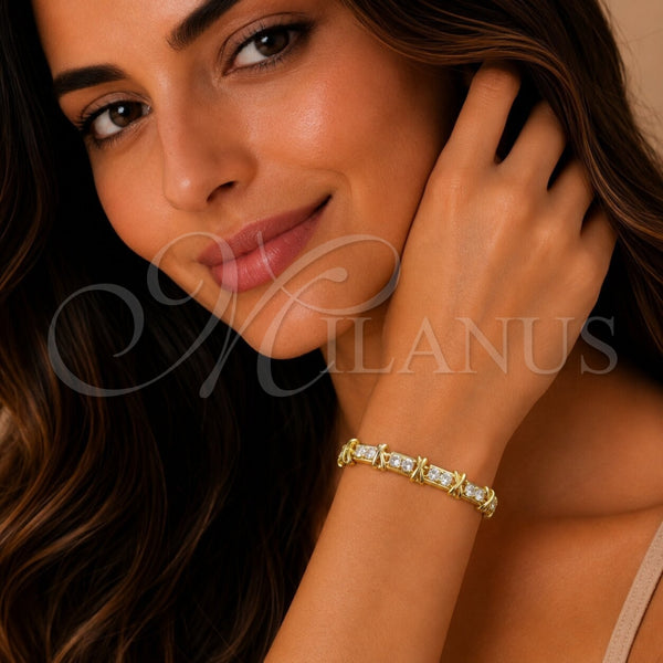Oro Laminado Fancy Bracelet, Gold Filled Style Hugs and Kisses Design, with White Cubic Zirconia, Polished, Golden Finish, 03.213.0444.08 (Thickness, 8 Inches Length)