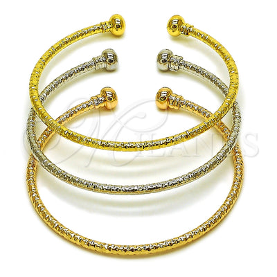 Oro Laminado Trio Bangle, Gold Filled Style Ball Design, Diamond Cutting Finish, Tricolor, 07.170.0086 (Thickness, One size fits all)