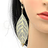 Oro Laminado Dangle Earring, Gold Filled Style Leaf and Filigree Design, with White Crystal, Polished, Golden Finish, 65.001