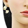 Oro Laminado Stud Earring, Gold Filled Style Diamond Cutting Finish, Golden Finish, 02.170.0477