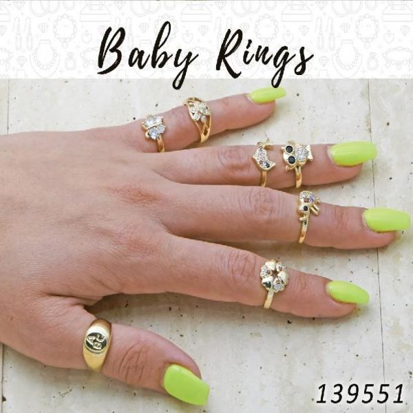 35 anillos para bebés en capas de oro ($2.85) c/u