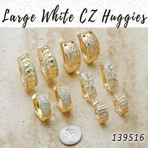 35 Huggies grandes de circonita blanca en capas de oro ($2.85) c/u